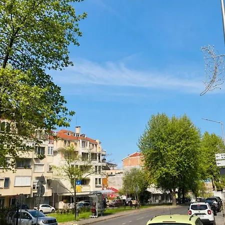 Modern Near Old Town * נסבר